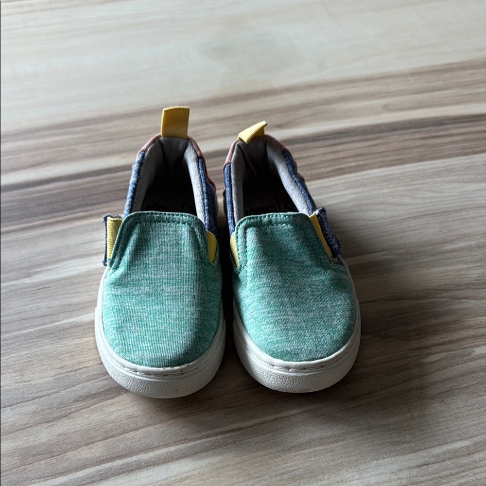 Multi colored toddler Tom’s
